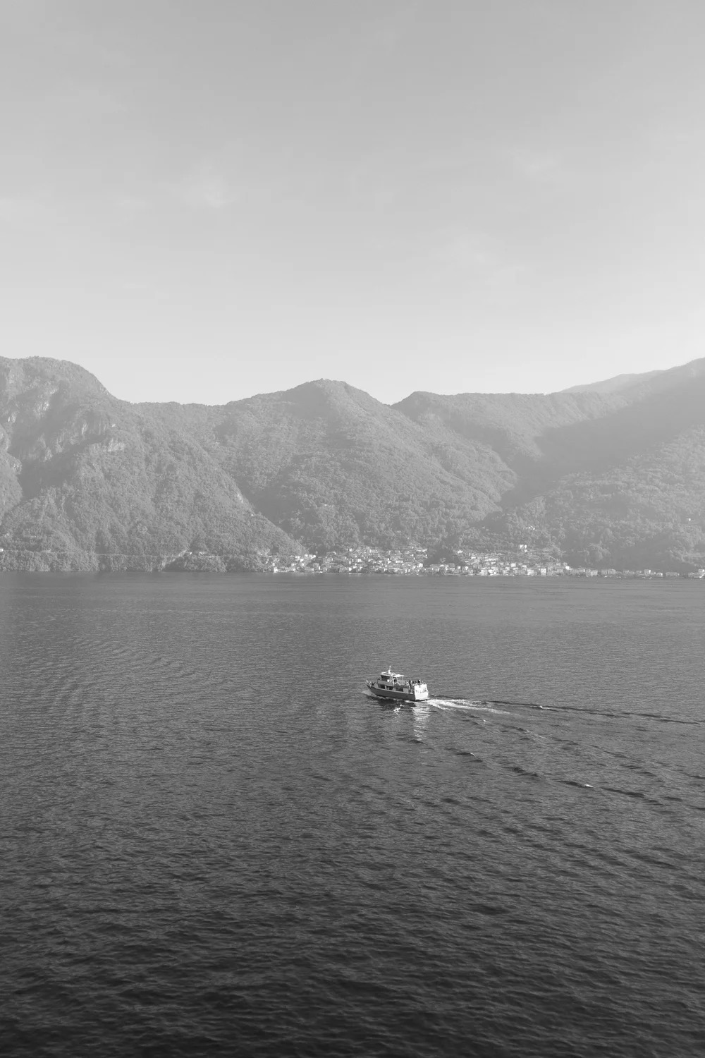 Boat touring Lake Como